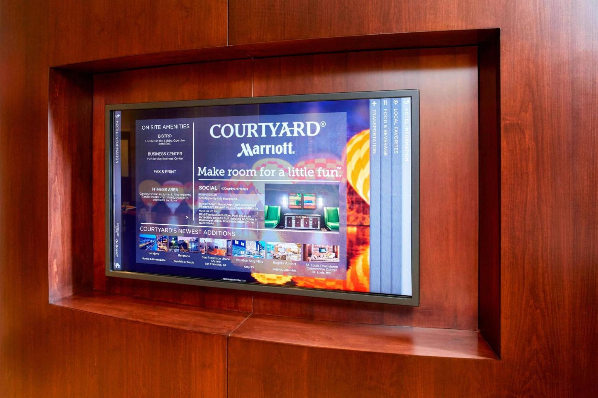 Courtyard Hamilton Otel Dış mekan fotoğraf